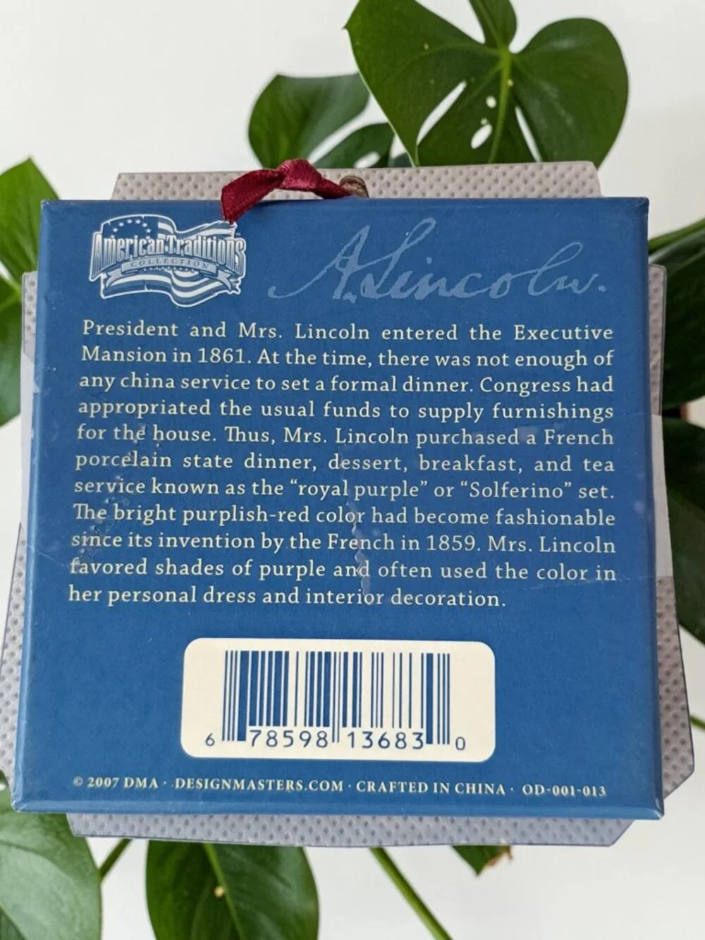 Abraham Lincoln Presidential China Porcelain Christmas Ornament w/Box 2.5